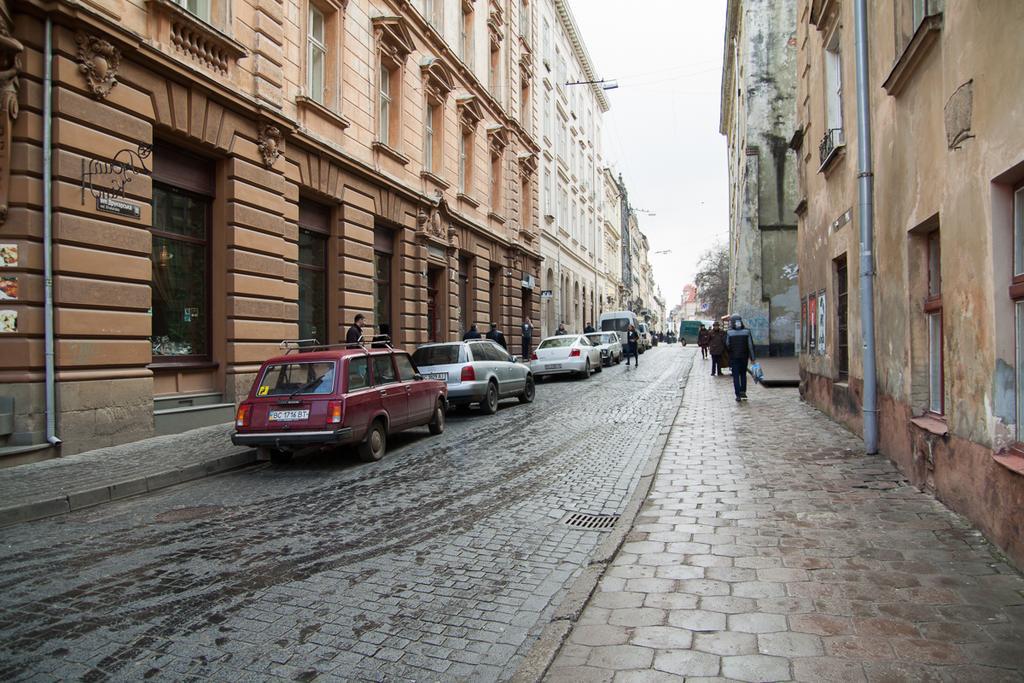 "Eva Stories" Movie Apartment On Rynok Square Leópolis Exterior foto